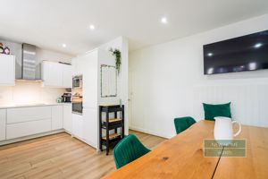 Photo 21- click for photo gallery